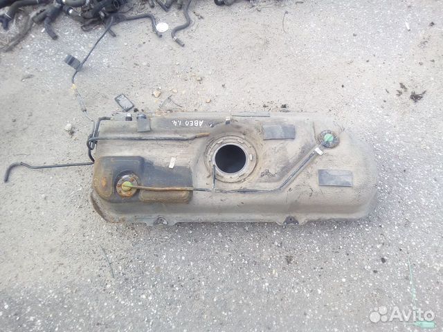 Бензобак авео. Топливный бак Шевроле Авео т250. Топливный бак Шевроле Авео т250 1.4. Бензобак Авео т200. Топливный бак на Шевроле Авео т250 седан.