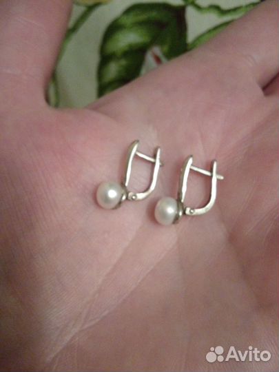 Серебряные серьги с жемчугом