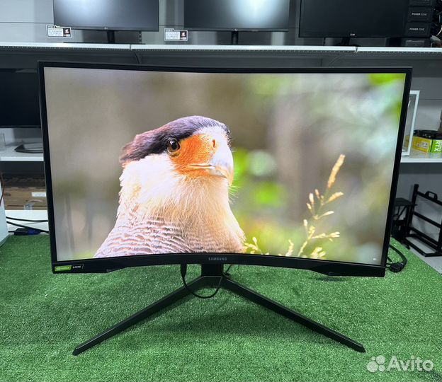 Монитор Samsung Odyssey G7 27
