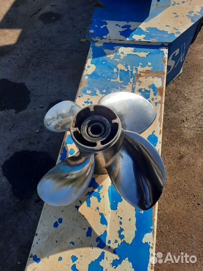 Гребной винт Bravo Two 48-834882A6 22