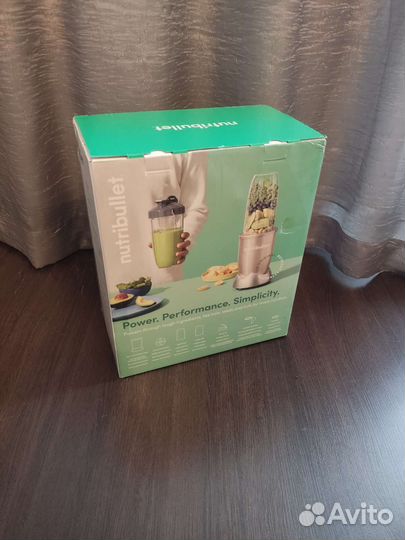 Блендер стационарный Nutribullet Pro