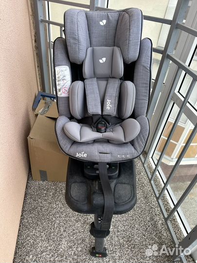 Детское автокресло Joie Stages isofix
