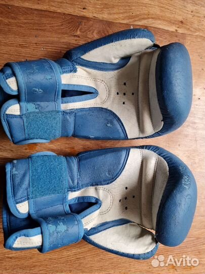 Боксерские перчатки,2 пары