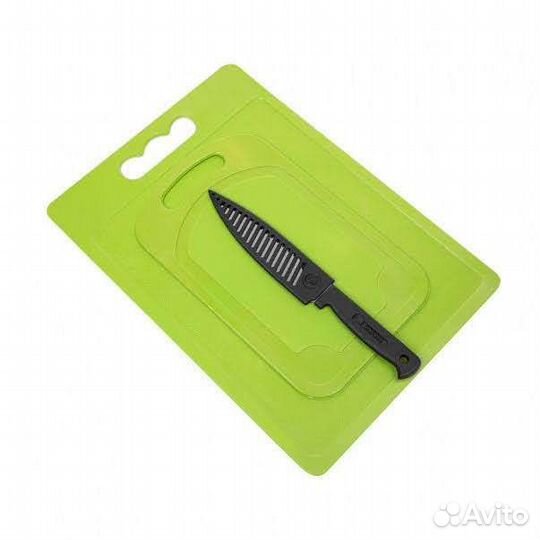 Набор ножей и разделочных досок