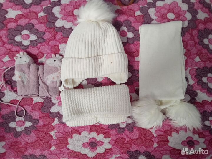 Комплект шапка + снуд на девочку