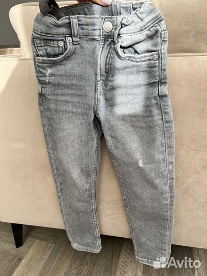 Джинсы zara