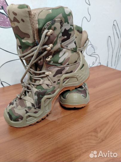 Берцы тактические lowa