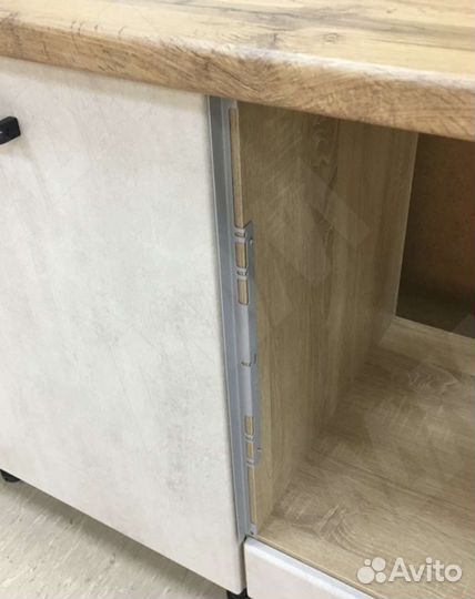 Теплоизоляционная планка для духового шкафа кухни