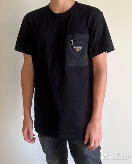 Футболка prada