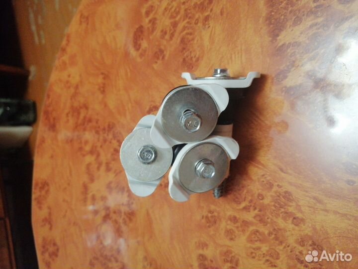 Транспортировочные болты для стиральной машины