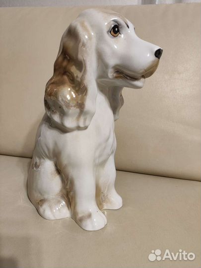 Фарфоровая собака