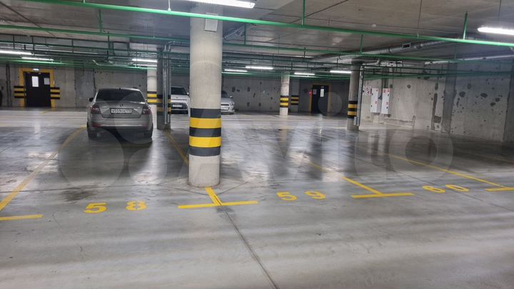 Машиноместо, 13 м²