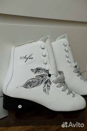 Коньки фигурные женские Nordway Sofia