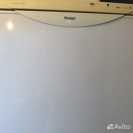 Холодильник Snaige