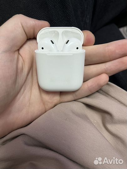 Airpods 2
