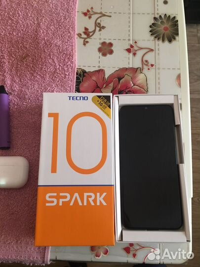 TECNO Spark 10, 8/128 ГБ