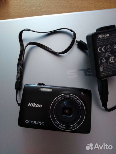 Цифровой фотоаппарат Nikon