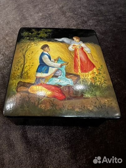 Шкатулка.Федоскино