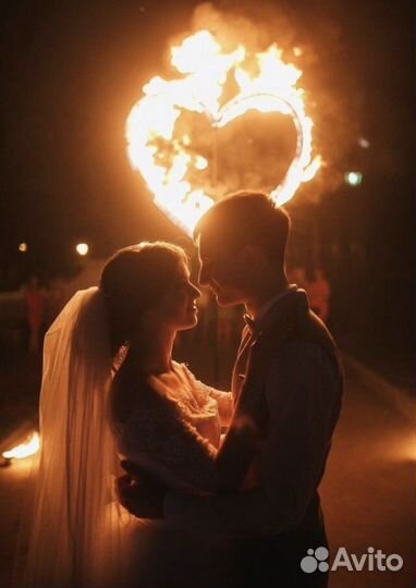 Тяжелый дым, Горящие сердца, Холодные фонтаны