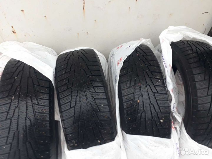 Nordman Nordman 4 215/60 R17