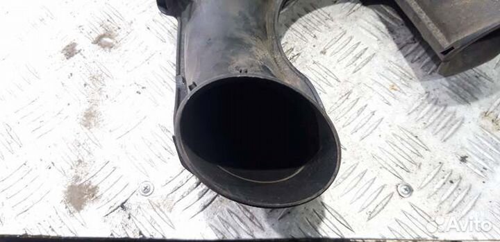 Резонатор воздушного фильтра Renault Megane 3