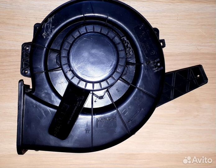 Мотор отопителя Skoda Fabia