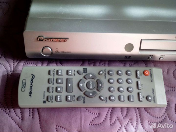 Проигрыватель двд дисков