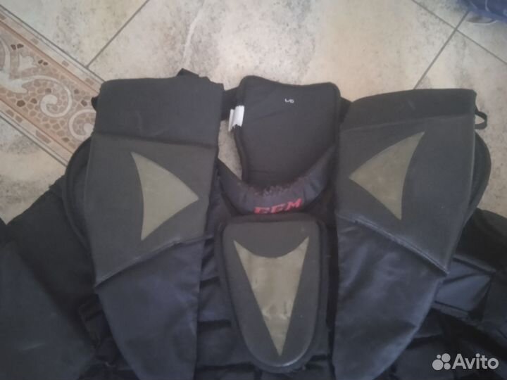 Хоккейная вратарская форма бу. SR