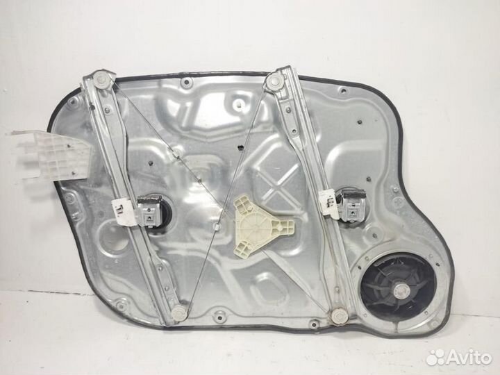 Стеклоподъемник передний правый (2007-2012) Kia Ce