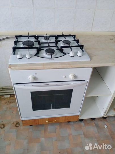 Газовый духовой шкаф + варочная поверхность