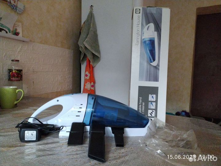 Аккумуляторный ручной пылесос