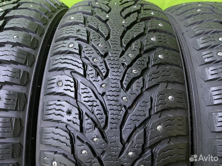 Nokian Tyres Hakkapeliitta 9 SUV 235/55 R18 104T