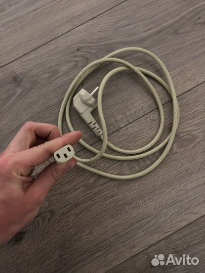 Силовой кабель для компьютера