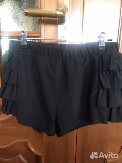 Шорты с рюшами 46,брюки D&G XL,юбка