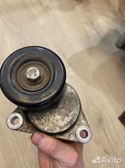 Натяжной ролик ремня генератора Cruze