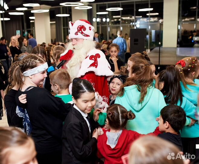 Дед Мороз, Снегурочка в дом,к нам на базу, в школу