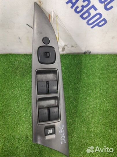 Блок управления стеклоподъемниками передний правый