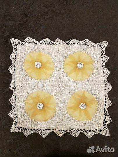 Покрывало и наволочки на кровать