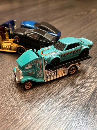 Hot wheels fast-bed hauler