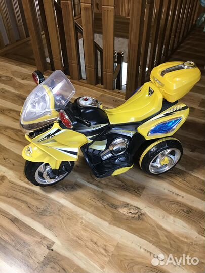 Скутер (мотоцикл) электр., с 3-8 лет, есть паспорт