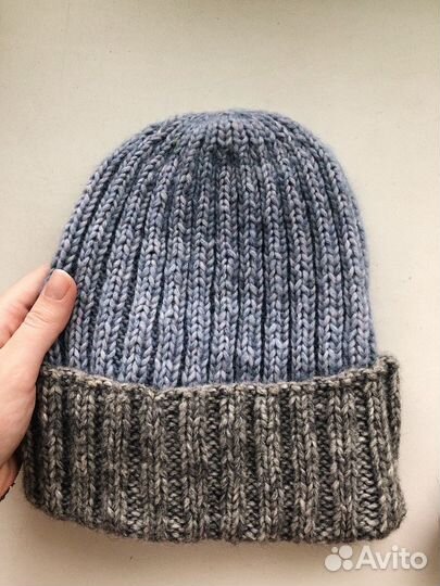 Шапка шерстяная. Ручная работа