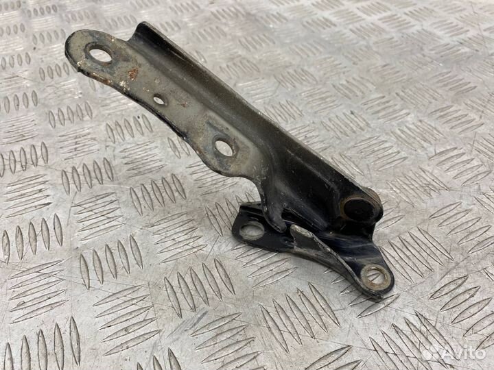 Б/У петля капота правый Hyundai Elantra XD D4EA