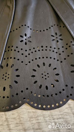 Нарядное женское платье 42 44 из эко кожи