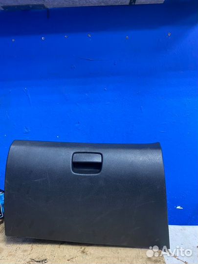 Бардачок Hyundai Solaris хэтчбек G4FA 2011