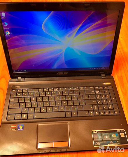 Ноутбук asus