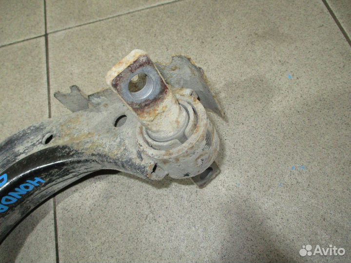 Рычаг задний верхний правый Honda Civic 4D