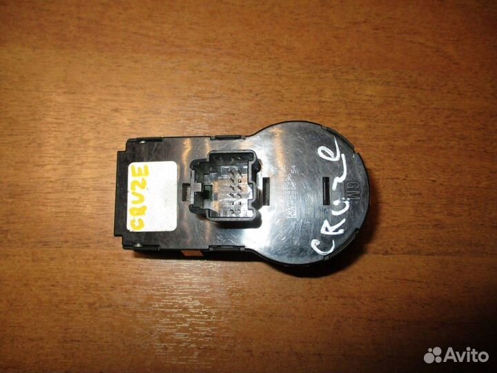 Переключатель света фар Chevrolet Cruze (J300)