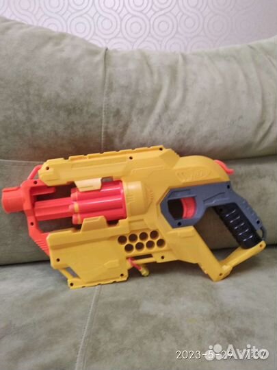 Бластер Nerf в хорошем состоянии