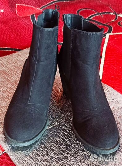 Ботинки женские 41