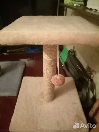 Когтеточки и домик б/у